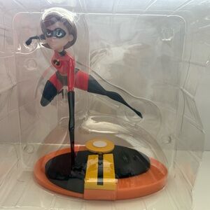 Disney 2018 Helen, Mrs. Incredibles Elastigirl Figurine - Incredibles 2